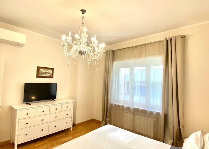 Πανσιόν Arca Luxury 4*
